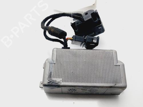 Used Electronic module VW PASSAT B6 Variant (3C5) [2005-2011]  31579135
