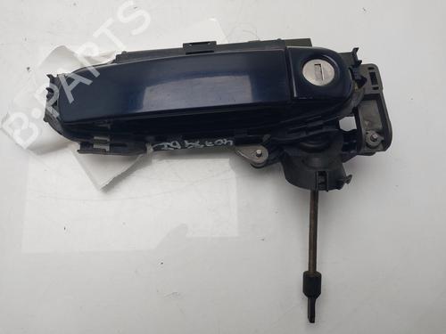 Used Front left exterior door handle Front left exterior door handle 37401812 37401812