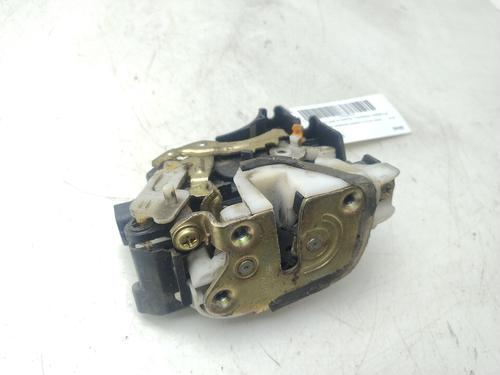 Rear right lock MITSUBISHI GRANDIS (NA_W) 2.0 DI-D (NA8W) | BP29519975C99 