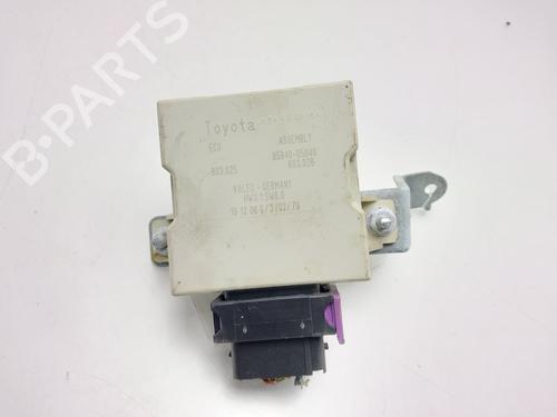 Used Electronic module TOYOTA AVENSIS Saloon (_T25_) 2.0 D-4D (ADT250_, ADT250R) (126 hp) 32857763