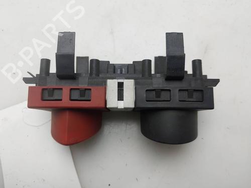 Warning switch RENAULT MEGANE II Saloon (LM0/1_) | BP40036807I22 - Image 3