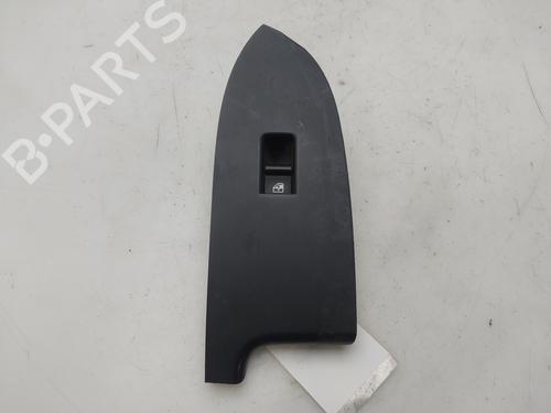 Used Right front window switch Right front window switch 38647913 38647913