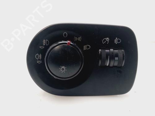 Used Headlight switch SEAT LEON (1P1) [2005-2013]  26224829