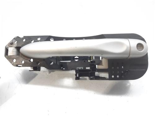 Used Front left exterior door handle Front left exterior door handle RENAULT MEGANE III Hatchback (BZ0/1_, B3_) [2008-2026] 9845279 9845279