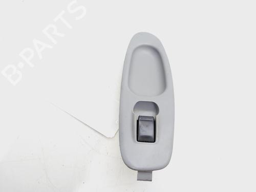 Used Right front window switch NISSAN ALMERA TINO (V10) [1998-2006]  23222787