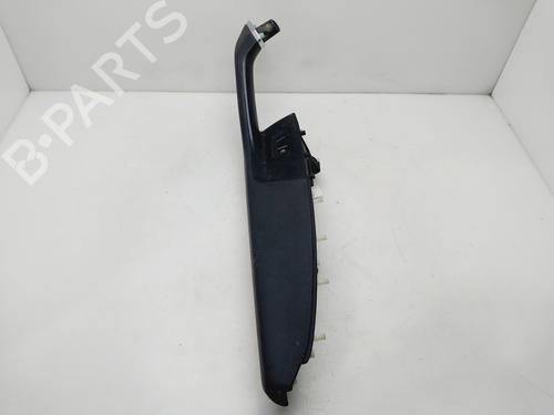 Interrupteur de vitre avant droite VW PASSAT B8 (3G2, CB2) [2014-2026]  31850321