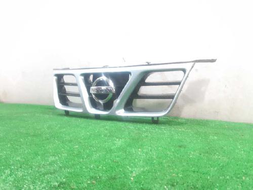 Grille NISSAN X-TRAIL I (T30) 2.2 Di 4x4 | BP6702288C40 