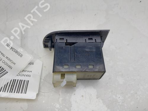 Right front window switch HYUNDAI TRAJET (FO) 2.0 | BP16823885I26 