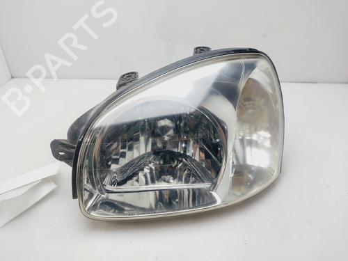 Used Left headlight HYUNDAI SANTA FÉ I (SM) 2.0 CRDi (113 hp) 29062307