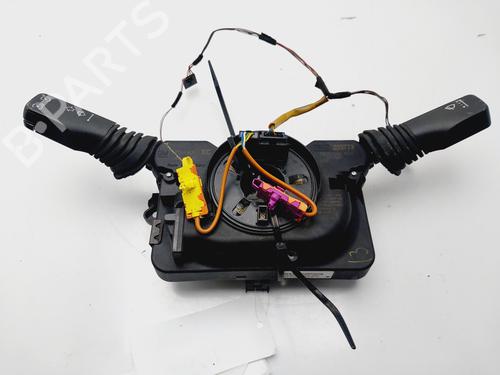 Commandes au volant OPEL ASTRA H (A04) [2004-2014]  31957754