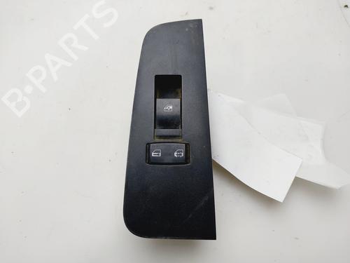 Used Right front window switch CHEVROLET EPICA (KL1_) [2004-2011]  31636520
