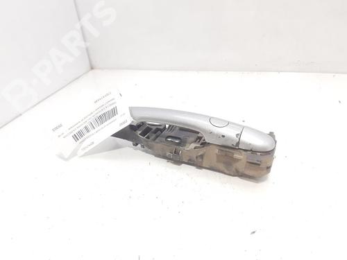 Used Front right exterior door handle Front right exterior door handle RENAULT MEGANE II Saloon (LM0/1_) 1.5 dCi (LM0F, LM0T, LM2B) (82 hp) 10921393 10921393