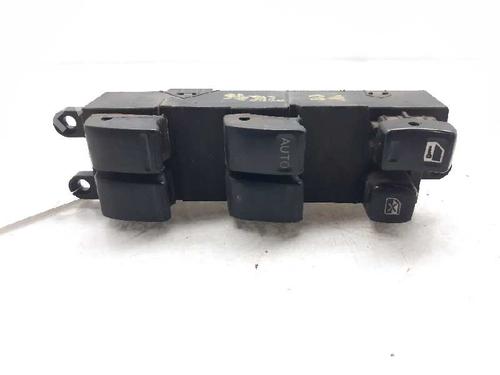 Used Left front window switch NISSAN ALMERA TINO (V10) 2.2 dCi (115 hp) 6584400