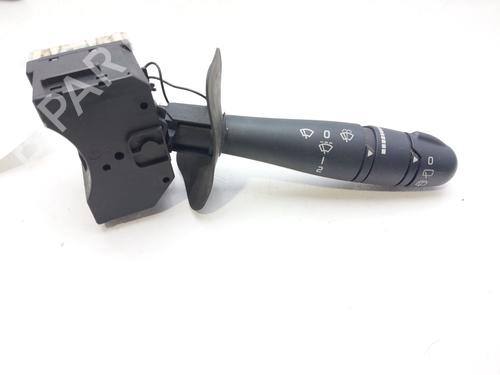 Used Steering column stalk RENAULT CLIO II (BB_, CB_) 1.9 dTi (B/CB0U) (80 hp) 13757835