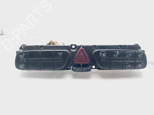 Used Warning switch MERCEDES-BENZ CLK (C209) CLK 270 CDI (209.316) (170 hp) 21264942