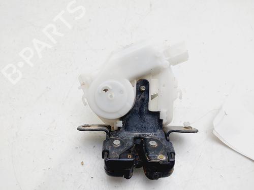 Used Tailgate lock TOYOTA YARIS (_P13_) [2010-2020]  26602666