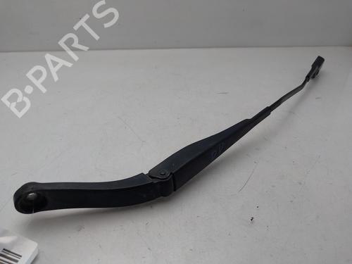 Used Front windshield wiper arm Front windshield wiper arm 37151311 37151311