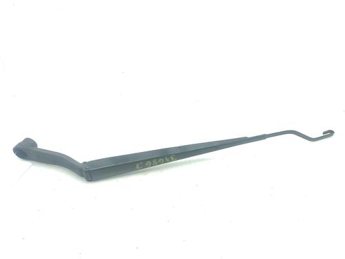 Used Front windshield wiper arm KIA SORENTO I (JC) [2002-2011]  24447506