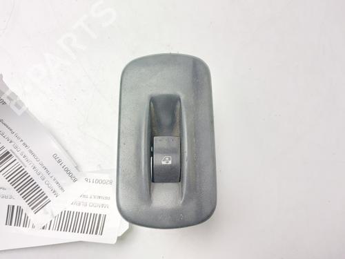Used Right front window switch RENAULT TRAFIC II Bus (JL) [2001-2026]  32857499