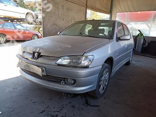 Left front fog light PEUGEOT 306 (7B, N3, N5) 2.0 HDI 90 | BP10522550C30  - Image 6