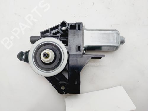Used Left front window motor VOLVO V40 Hatchback (525) [2012-2019]  30567864