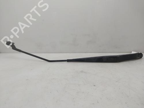 Used Front windshield wiper arm Front windshield wiper arm 38156645 38156645