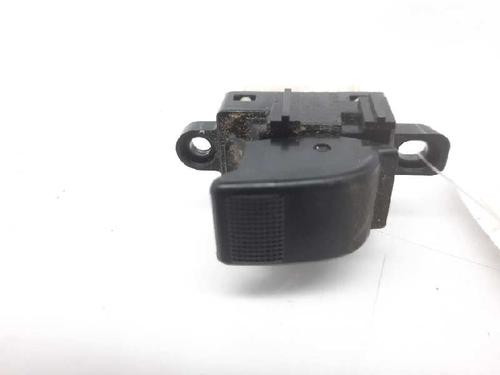 Used Left rear window switch MAZDA 6 Saloon (GG) 2.0 DI (GG14) (121 hp) 12398870