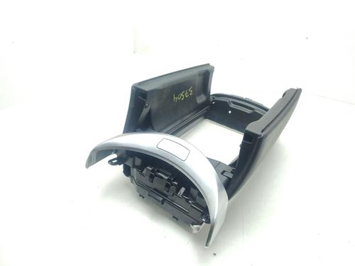 Armrest / Center console MERCEDES-BENZ C-CLASS (W205) C 220 BlueTEC / d (205.002, 205.004) | BP31026629I20