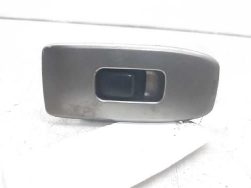 Used Right rear window switch MITSUBISHI PAJERO III (V7_W, V6_W) 3.2 Di-D (V68W) (160 hp) 5255278