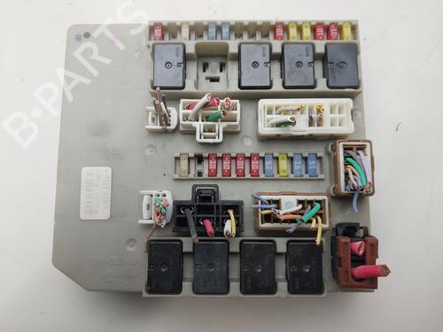 Used Fuse box Fuse box 37438008 37438008