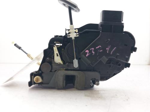 Rear left lock LAND ROVER RANGE ROVER SPORT I (L320) 2.7 D 4x4 | BP11573367C100 