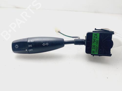 Commande de phare DAEWOO LANOS (KLAT) 1.3 (75 hp) 20290750