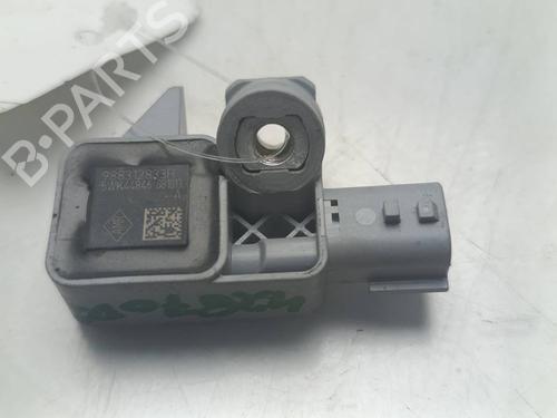 electronic-sensor-renault-megane-iii-hatchback-bz01_-b3_-2008-40181938 main image
