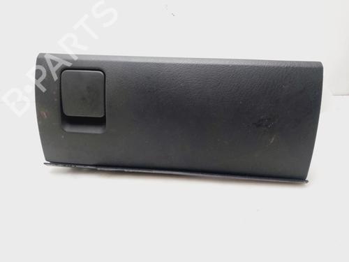 Used Glove box CITROËN XANTIA (X1_, X2_) 1.8 i (101 hp) 24922070