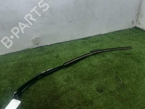 Used Front windshield wiper arm HYUNDAI ix35 (LM, EL, ELH) [2009-2016]  5826239