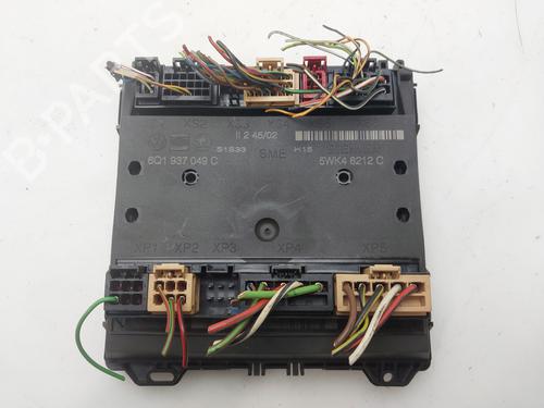 Used Fuse box Fuse box 37534269 37534269
