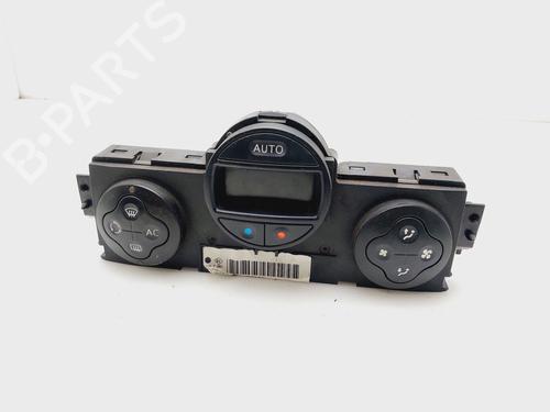 AC-Styringsenhed/Manøvreenhed RENAULT MEGANE II Saloon (LM0/1_) 1.9 dCi (LM0G, LM1G, LM2C) 8200344840 |