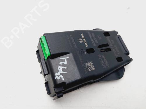 Used Camera HONDA CR-V IV (RM_) 1.6 i-DTEC (RE6) (120 hp) 21132568