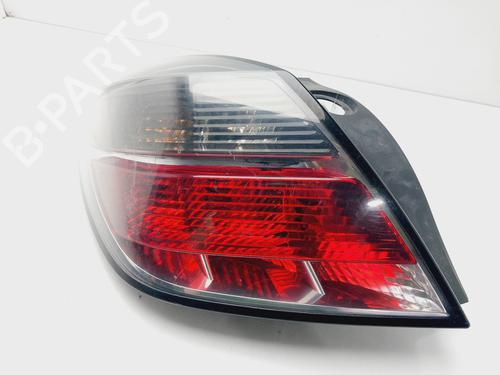 left-taillight-opel-astra-h-gtc-a04-2005-2006-2007-2008-2009-2010-31797912 main image