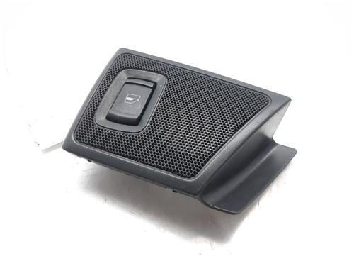 Used Right rear window switch SKODA OCTAVIA I Combi (1U5) 1.9 TDI (110 hp) 12403186