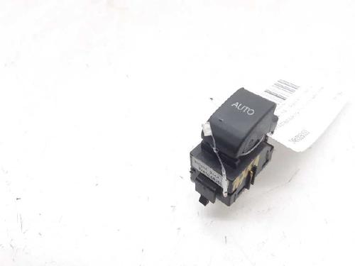 Used Right rear window switch TOYOTA AVENSIS Saloon (_T25_) 1.8 VVT-i (ZZT251_, ZZT251R) (129 hp) 12400853