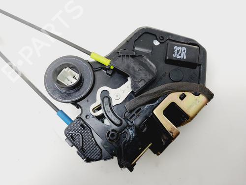 Rear right lock TOYOTA AVENSIS Saloon (_T25_) 2.0 D-4D (CDT250_, CDT250R) | BP28336104C99