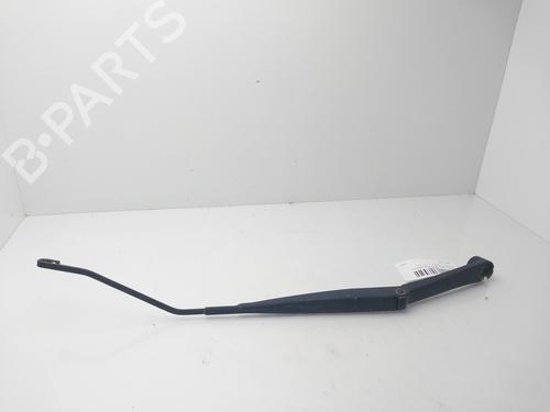 Brazo limpia delantero CHEVROLET CRUZE (J300) 1.6 (113 hp) 31156739