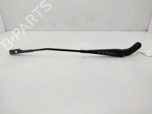 Used Front windshield wiper arm AUDI A4 B8 Avant (8K5) [2007-2017]  31338400