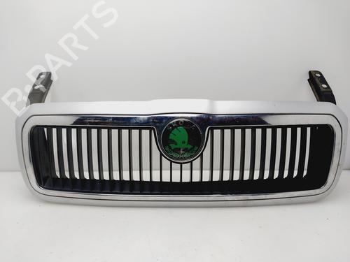 Used Grille SKODA OCTAVIA I (1U2) 1.6 (101 hp) 30853192