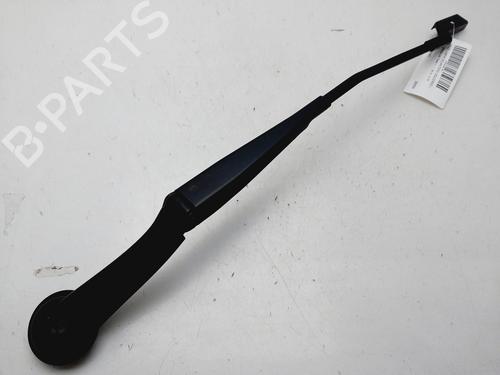 Used Front windshield wiper arm FORD FOCUS III 1.0 EcoBoost (125 hp) 25895766