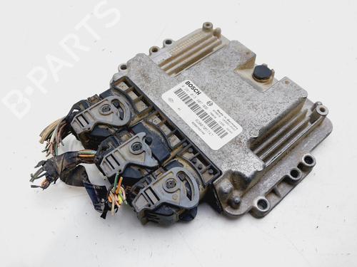 Motorstyringsenhed RENAULT SCÉNIC II (JM0/1_) [2003-2010]  30719105