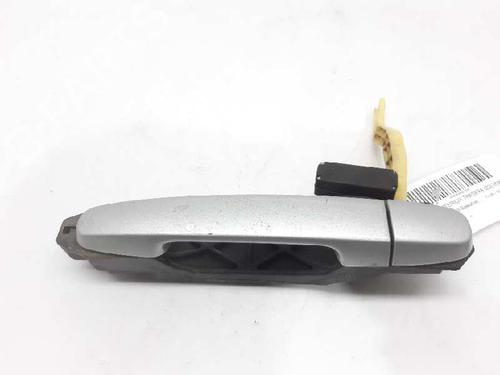 Used Rear left exterior door handle TOYOTA RAV 4 III (_A3_) 2.2 D 4WD (ALA30_, ALA30R) (136 hp) 5283091