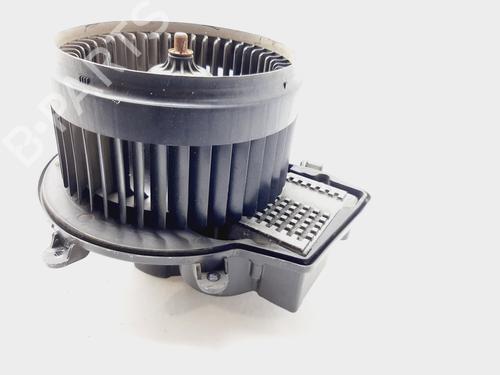 Used Heater blower motor MERCEDES-BENZ C-CLASS (W203) C 180 Kompressor (203.046) (143 hp) 21377830