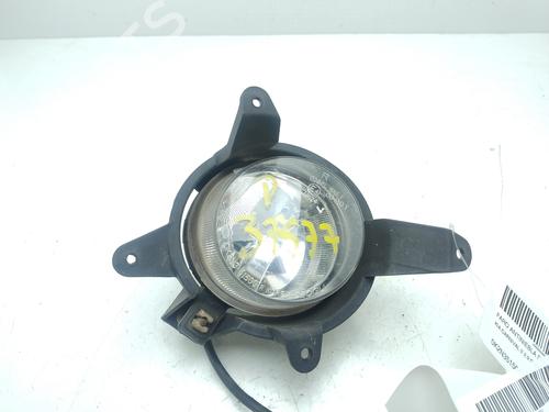 Used Right front fog light KIA CARNIVAL II (GQ) [1999-2007]  24506697